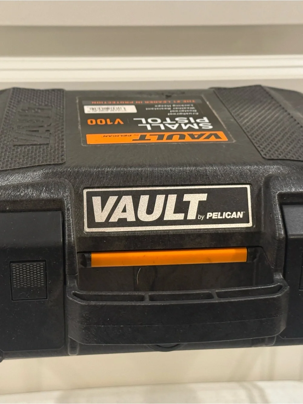 NEW Vault by Pelican Black Lockable Hard Case ~ Small Pistol V100